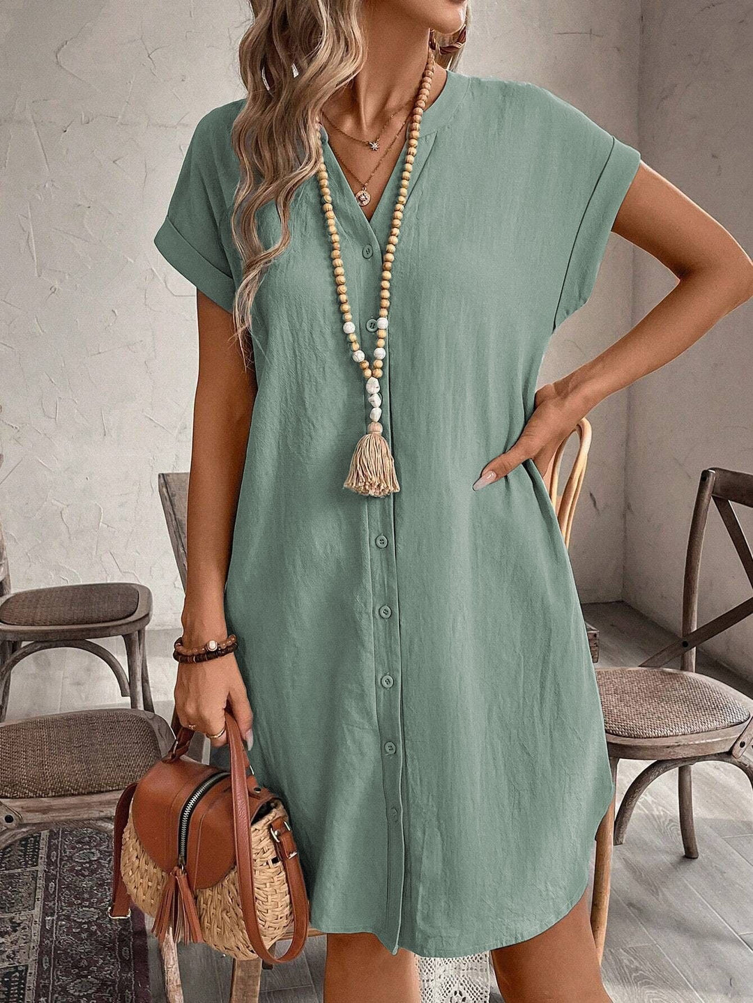 NOLÉ MONTÉLIMAR | ROBE CHEMISE À COL EN V POUR FEMMES